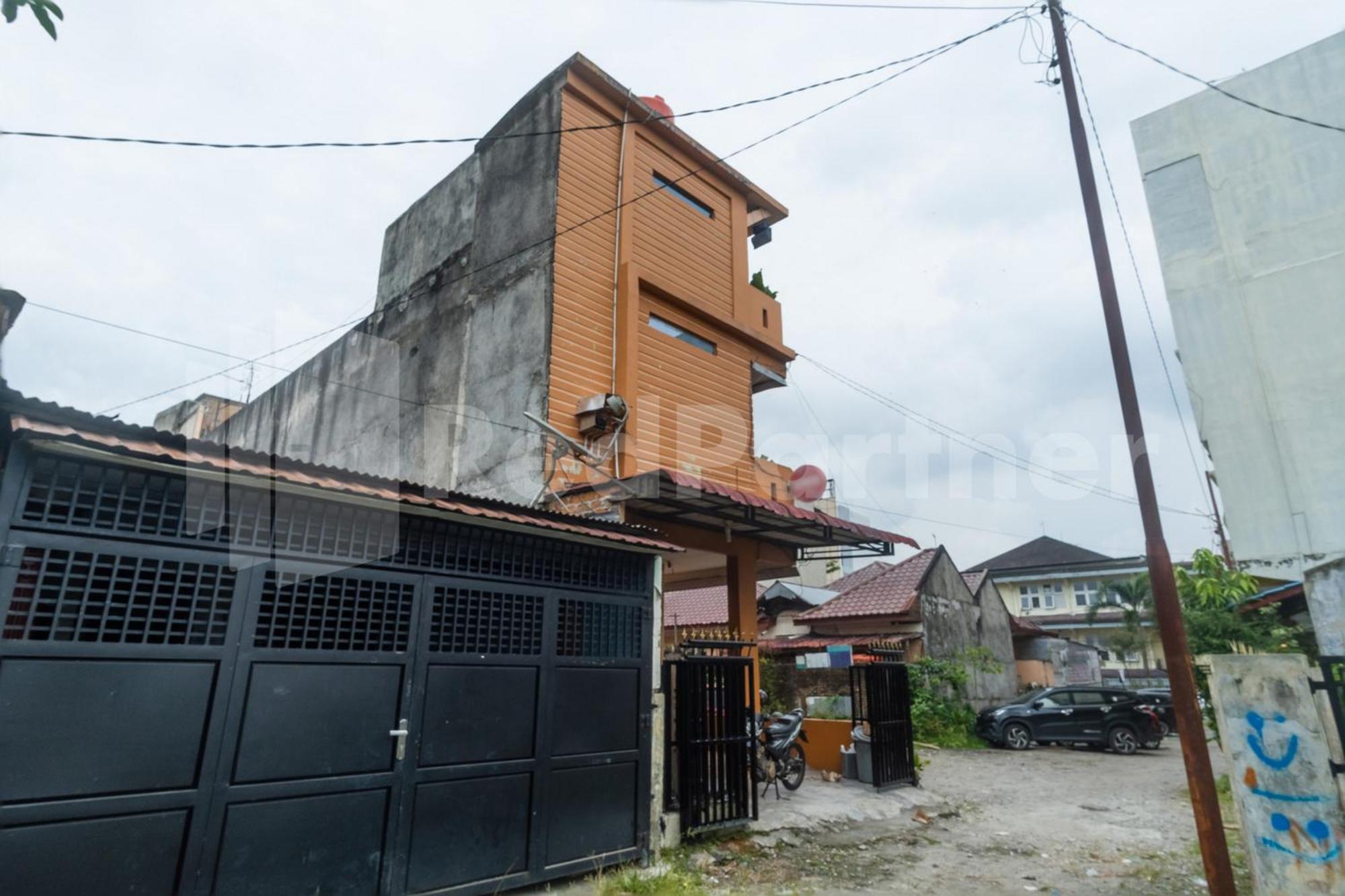 Teratai Guesthouse At Rs Adam Malik Medan Mitra Reddoorz 外观 照片